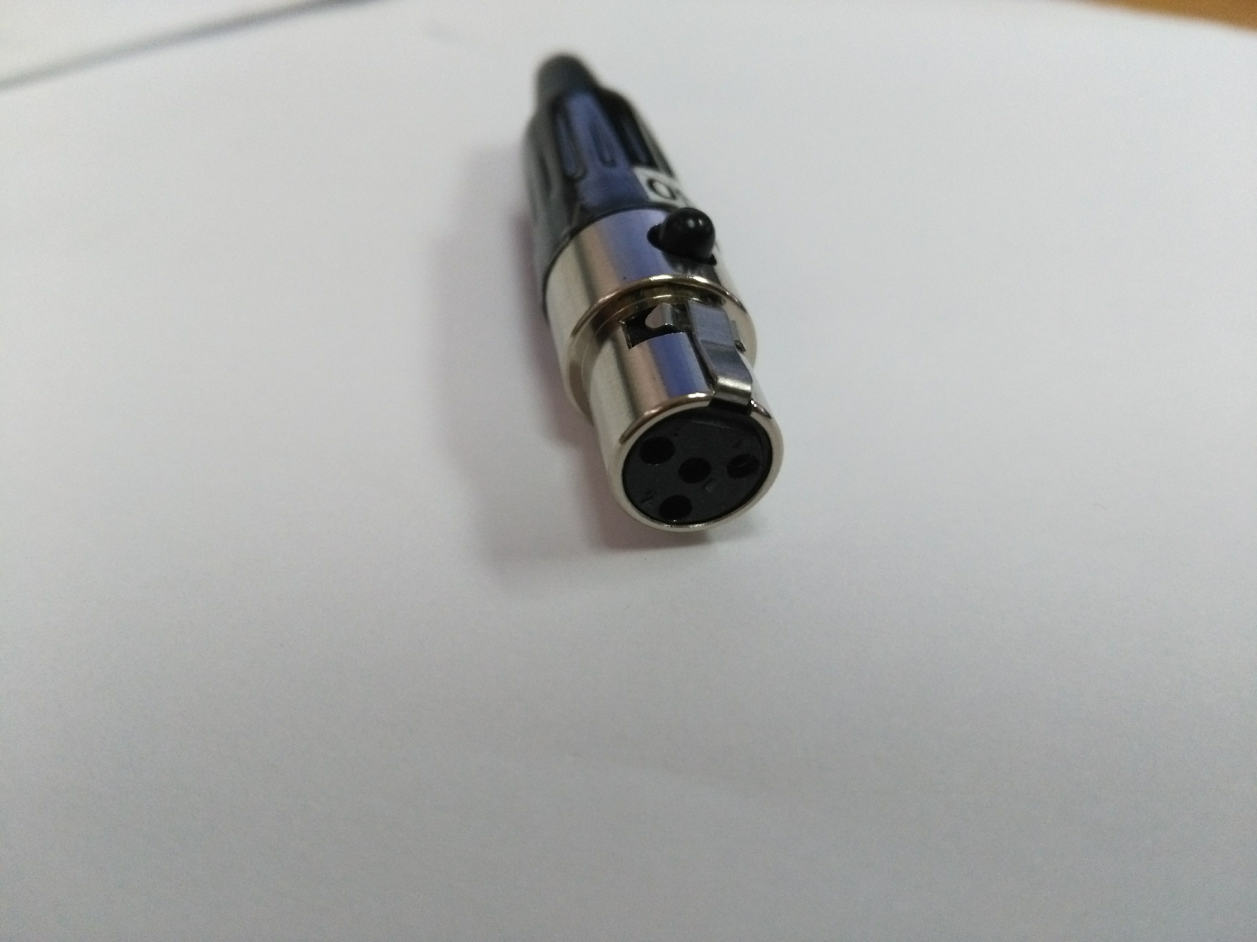 MINI XLR HEMBRA VOLANTE 4 PINES