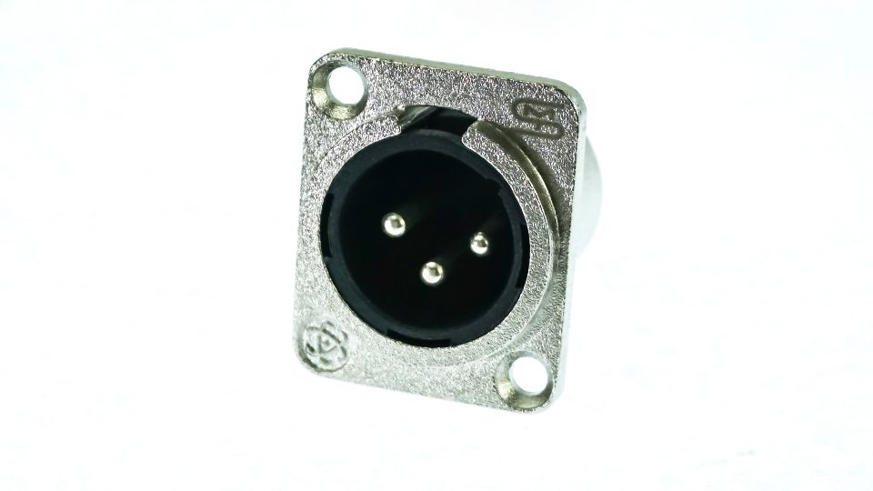 XLR 3 PINES MACHO CHASIS Cuadrado